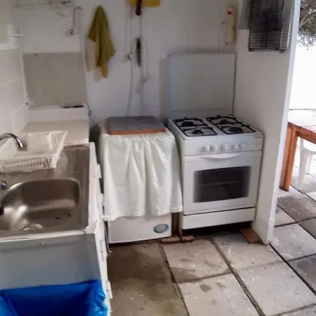 Гостьовий будинок Independent Bedroom With Private Wc+shower