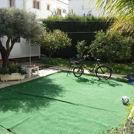 Pensiune Independent Bedroom With Private Wc+shower Larnaca